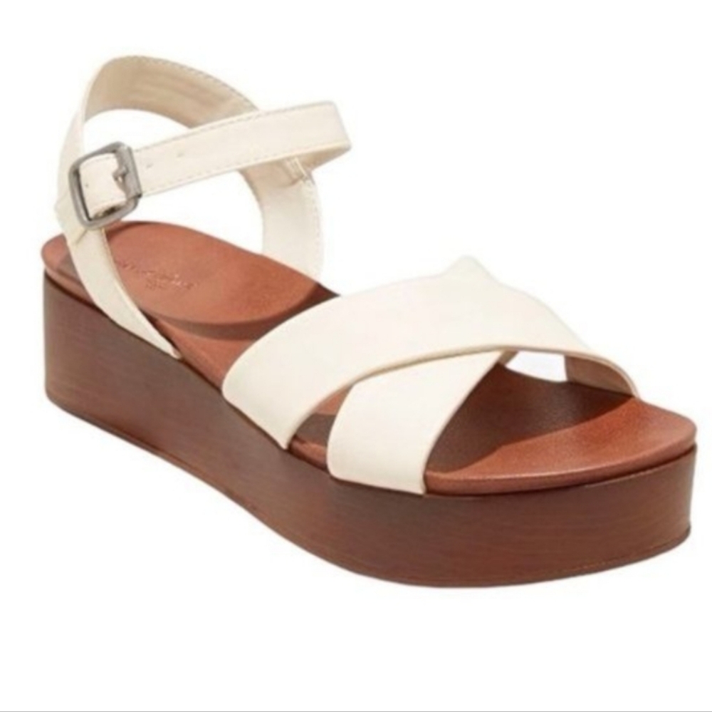 Universal Thread Billi Platform Sandals Vegan 8 N… - image 1